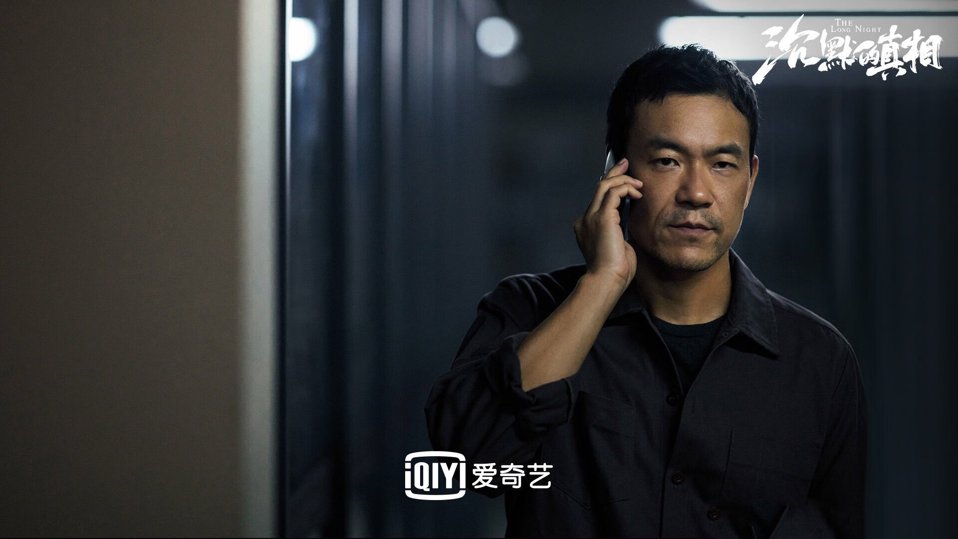 “全力出击！四川省体育馆自由搏击选手激战正酣”