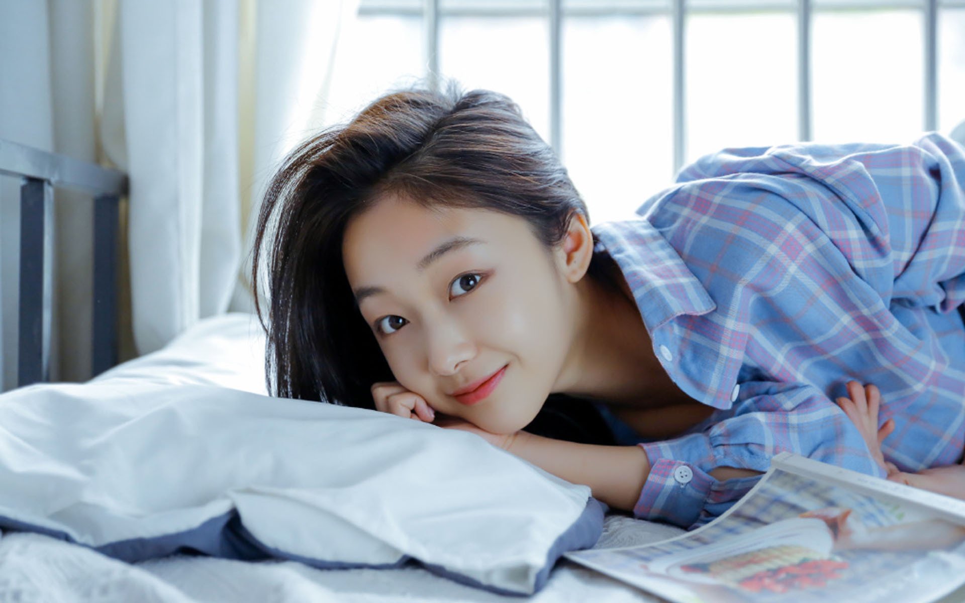 “全力出击！四川省体育馆自由搏击选手激战正酣”